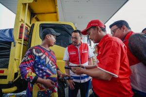 Dirut Pertamina Patra Niaga Pastikan Layanan SPBU di Palembang Berjalan Optimal