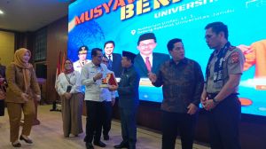 Gubernur Al Haris Hadiri Pembukaan Munas XIX BEM SI Kerakyatan di UNJA, Dorong Mahasiswa Jadi Mitra 