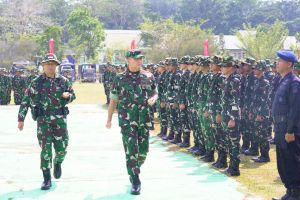 Pangdam XX/Tuanku Imam Bonjol Tutup Karya Bakti Skala Besar Kodim 0420/Sarko