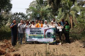 Solusi Replanting Sawit, Tim Pengabdian Faperta UNJA Hadirkan Inovasi FEROTRAP di Muaro Jambi