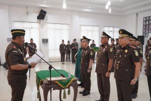 Pesan Kajati Jambi Saat Lantik Empat Pejabat : Tolak Penyimpangan! 