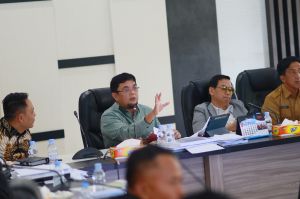 Ivan Wirata : Karhutla Makin Meluas, Hotspot Tembus 4.412 Titik dan 954 HA Lahan Terbakar