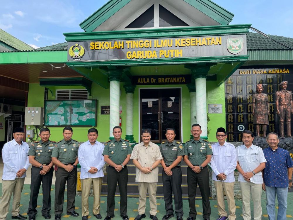 SAH Tegas Pertahanan Nasional Prioritas Presiden Prabowo Menjamin Keberlanjutan Pembangunan