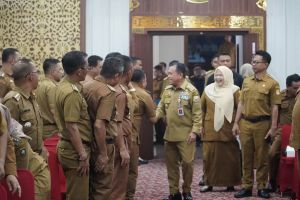 Gubernur Al Haris: Camat Harus Kuasai Wilayah dan Jadi Garda Terdepan Pelayanan