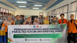 FH UNJA Edukasi Siswa tentang UU ITE