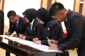 Kemenkum Jambi Lantik Empat Pejabat Fungsional, Jonson Siagian Tekankan Profesionalisme