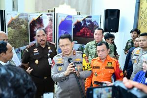 Kapolda Jambi Komitmen Percepat Penanganan dan Gakkum Terhadap Pelaku Pembakaran Hutan 